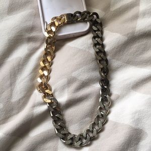 Gold chain necklace